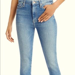 MOTHER The Looker Crop Skinny Jeans in Fresh Catch